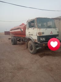شاحنات • بدون تفاصيل • صور فيها رقم