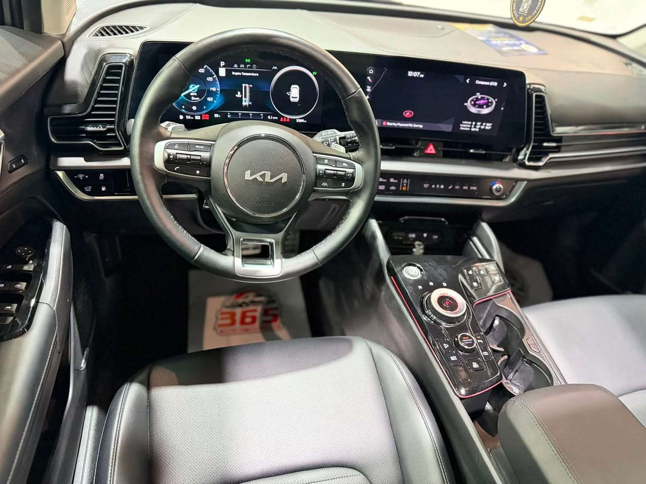 السعر بلاش حرررك جوه السوك198$ 
🚘 كيا سبورتج SX Plug-in Hybrid (PHEV) 2025 🔥
تسارع رهيب واقتصاديه بشكل ملفت 🔋
إذا تريد القوة مع التوفير، فهاي السيارة تجمع الاثنين بأعلى مستوى. 💯

✅ محرك هايبرد بلَكِن (Plug-in Hybrid) قابل للشحن
✅ قيادة كهربائية لمسافات يومية بدون صرف بنزين
✅ محرك قوي مع أداء ممتاز عند الحاجة
✅ فئة SX كاملة المواصفات
✅ شاشة كبيرة مع Apple CarPlay وAndroid Auto
✅ كاميرات 360° وحساسات أمامية وخلفية
✅ فتحة بانوراما
✅ مقاعد جلد كهربائية مع تبريد وتدفئة
✅ تشغيل بصمة وريموت ستارت
✅ شاحن لاسلكي
✅ رادار، مثبت سرعة ذكي، ونظام المحافظة على المسار
✅ صندوق كهربائي
✅ تصميم رياضي ويل مميزة
✅اوتو بارك 

سيارة فخمة، اقتصادية، وتكنولوجيا متطورة… خيار مثالي لكل شخص يريد سيارة حديثة بمواصفات كاملة.
الصبغ جاملغ وربع بونيد بدون داخل 
بدون رقم تترقم جميع محافظات كردستان 

📍 متوفرة في أربيل
📞 للاستفسار والحجز، راسلنا على الخاص أو اتصل بنا.
***********
