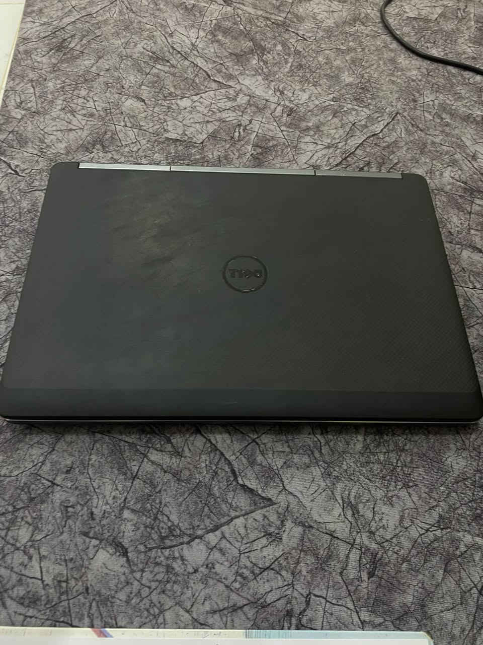 السلام عليكم ، بيع مستعجل
لابتوب ديل برزشن 7510 
core i7 الجيل السادس 
ذاكره 256 رام 8
Nvidia4gb m2200
شاشه 15.6 انش 
لابتوب قوي جداً للألعاب والبرامج الهندسيه والتصميم 
مع معالج خارجي 
للتواصل ***********
