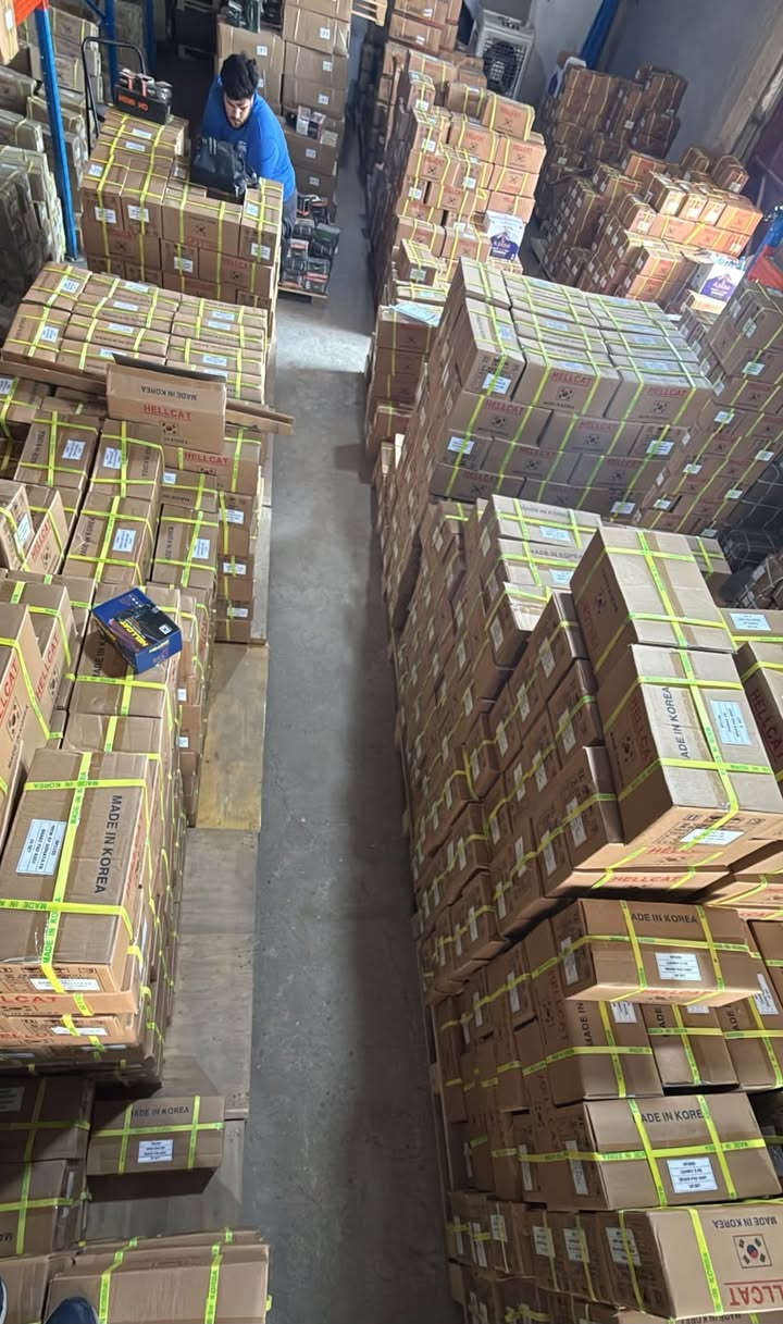 🚛🔥 وصلت بحمد الله حاويتين جديدة إلى مكتب الشرق! 🔥🚛

نوفرلكم فحمات HELLCAT الكورية الأصلية وباقي قطع غيار السيارات بأفضل جودة وأسعار منافسة.

✅ بضاعة أصلية صناعة كورية
✅ كميات كبيرة وجاهزة للتجهيز
✅ تجهيز سريع للجملة والمفرد
✅ تغطية لمعظم أنواع السيارات

📍 العنوان: العراق - الموصل - شارع أربيل - ساحة الوكلاء

📞 كورك: ***********
📲 آسيا / واتساب: ***********

مكتب الشرق... ثقة بالجودة وتوفير دائم لقطع غيار السيارات.

#مكتب_الشرق #HELLCAT #وصل_حديثاً #حاويتين_جديدة #الموصل #شارع_أربيل #ساحة_الوكلاء #قطع_غيار #فحمات_فرامل #صناعة_كورية #العراق
