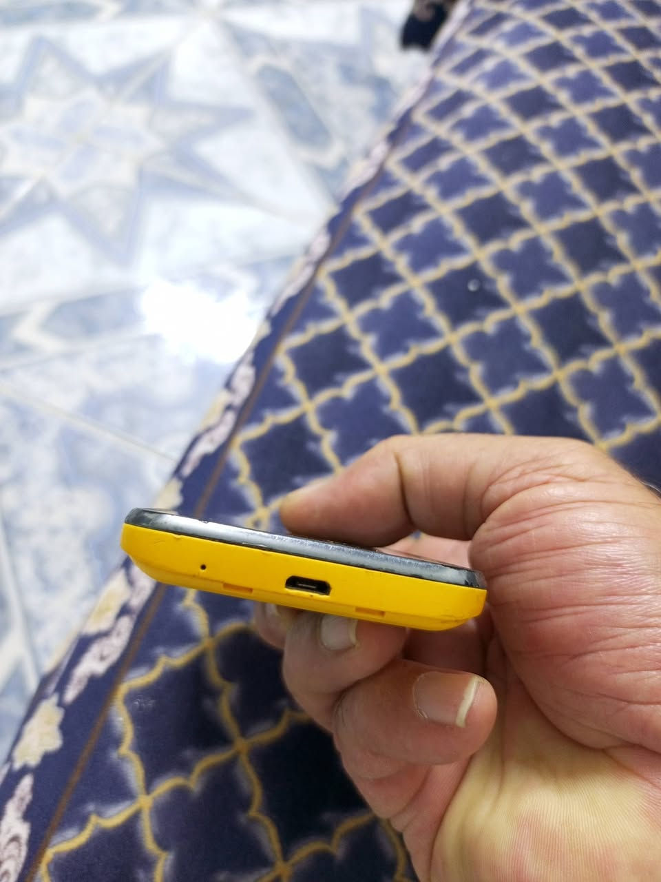 السلام عليكم ورحمة الله وبركاته .. عندي هاتف نوع سامسونج عارضة موديل قديم متروك من سنة ٢٠١٥ حالياً طافي وبدون بطارية الجهاز نظيف وليس فيه كسر أو تلف مكاني صلاح الدين تكريت ه‍ *********** السعر ٥٠ الف
