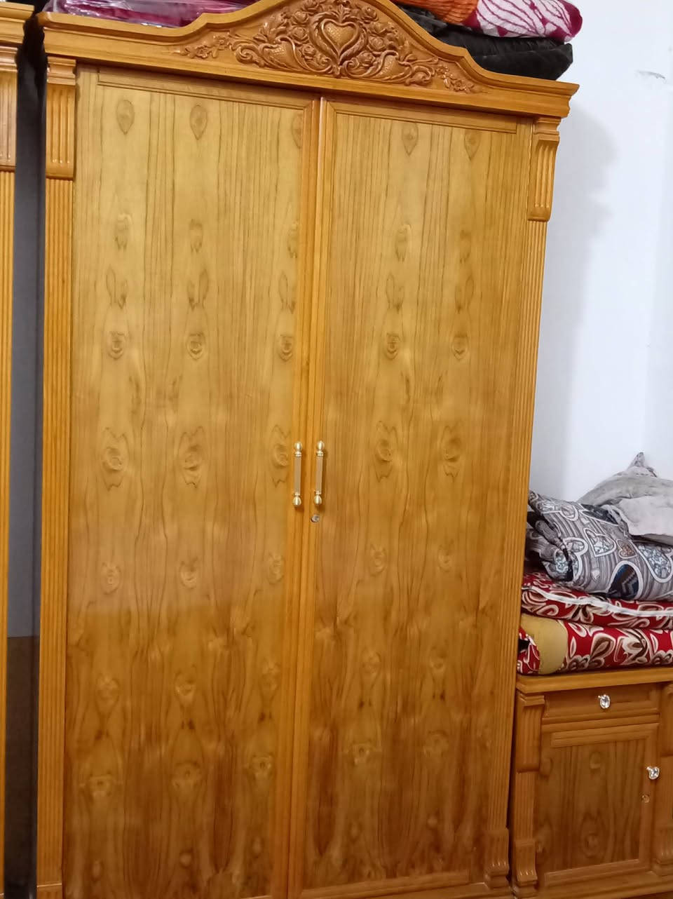 السلام عليكم غرفة مال اخشاب جديدة تسكام مفصلة تفصال اصلي مكاني النجف الاشرف ناحية الحرية السعر مليون و 700 وبيها مجال للاستفسار ***********
