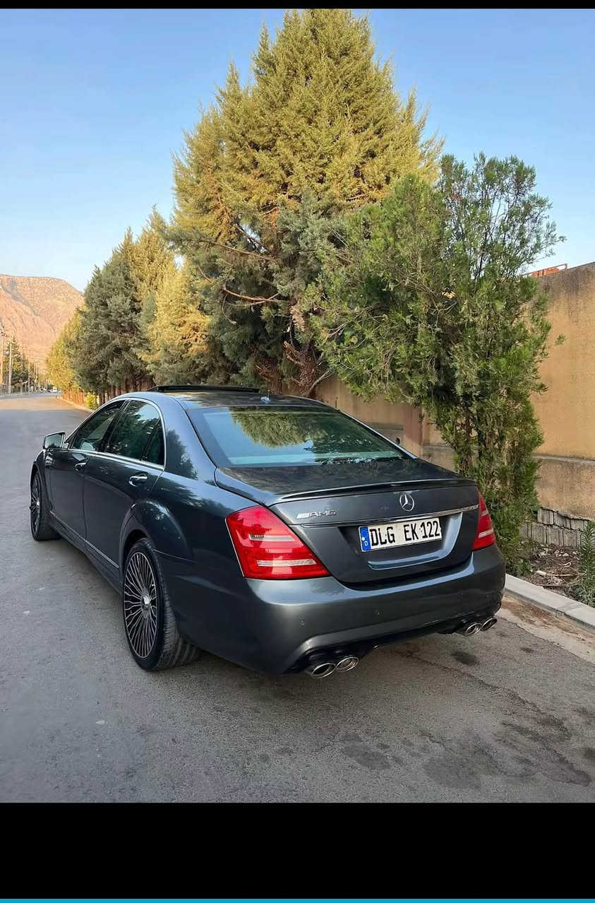 مرسيدس ي٣٥٠ • ٢٠٠٩ • V6
