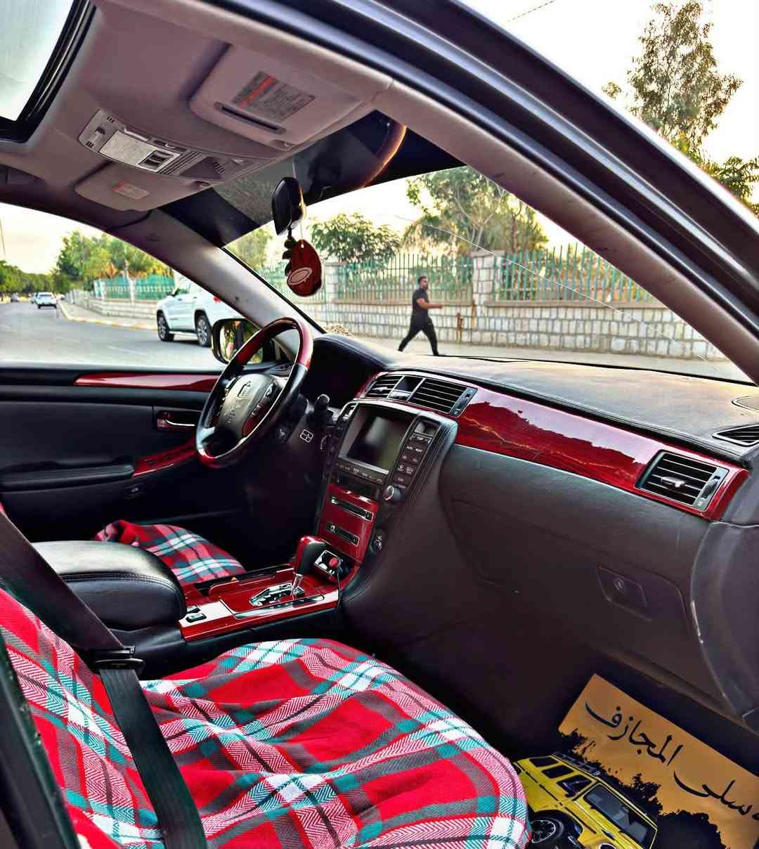 زينون أصلي • ٢٠٠٧ • ٦٠٠٠٠