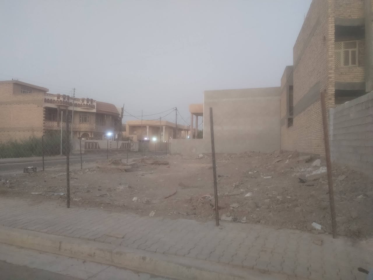 سلام عليكم قطعة للبيع في الحكم المحلي شارع ابو صخر قطعة ركن مساحتهة ١٧٤ متر
رقم الهاتف ***********
