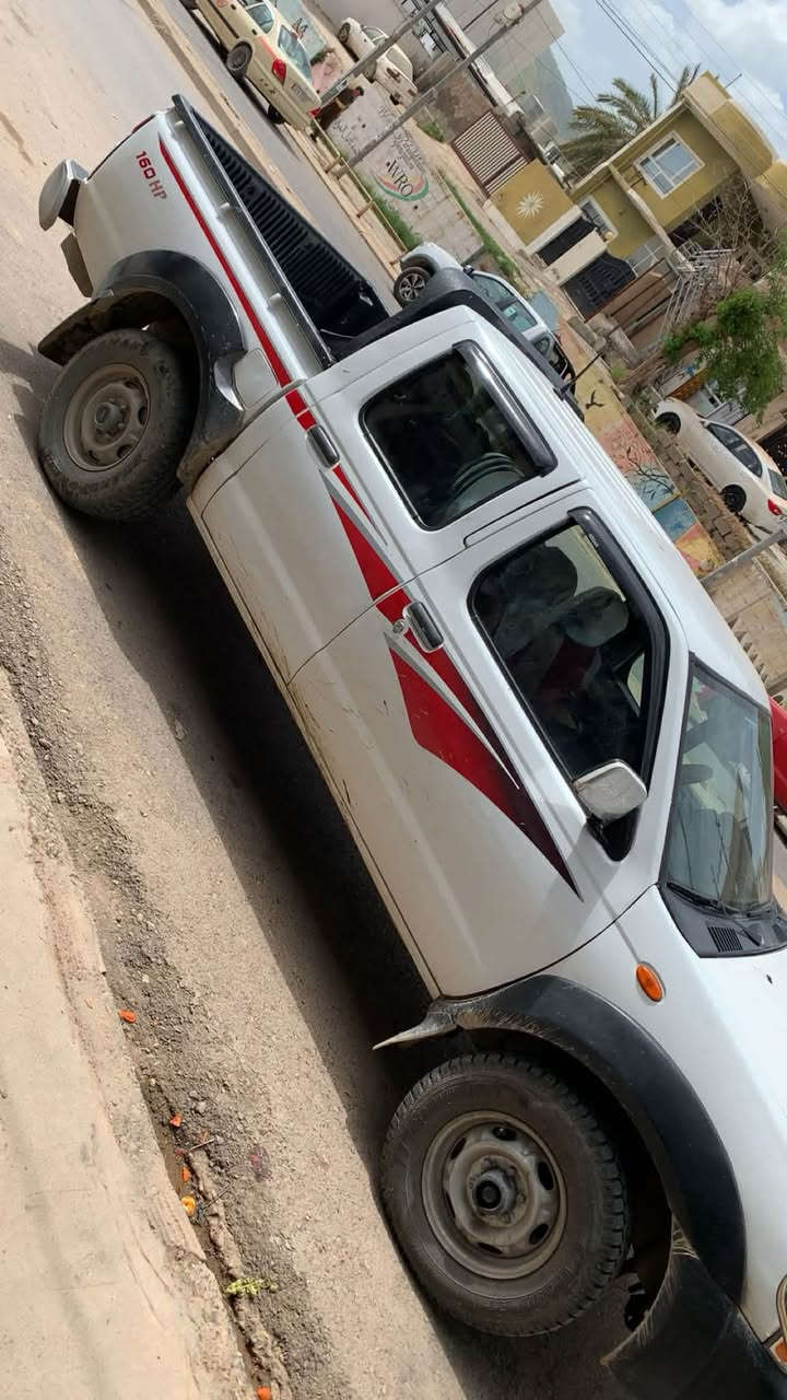 ٢٠١٣ رەقەم هەولێر سەنەوی نوێ
کەوتۆتە سەر لا گێرو مەکینەو ئاکسل و دەبل ئاکسل بێ کێشەیە 
***********واتسئاپ

