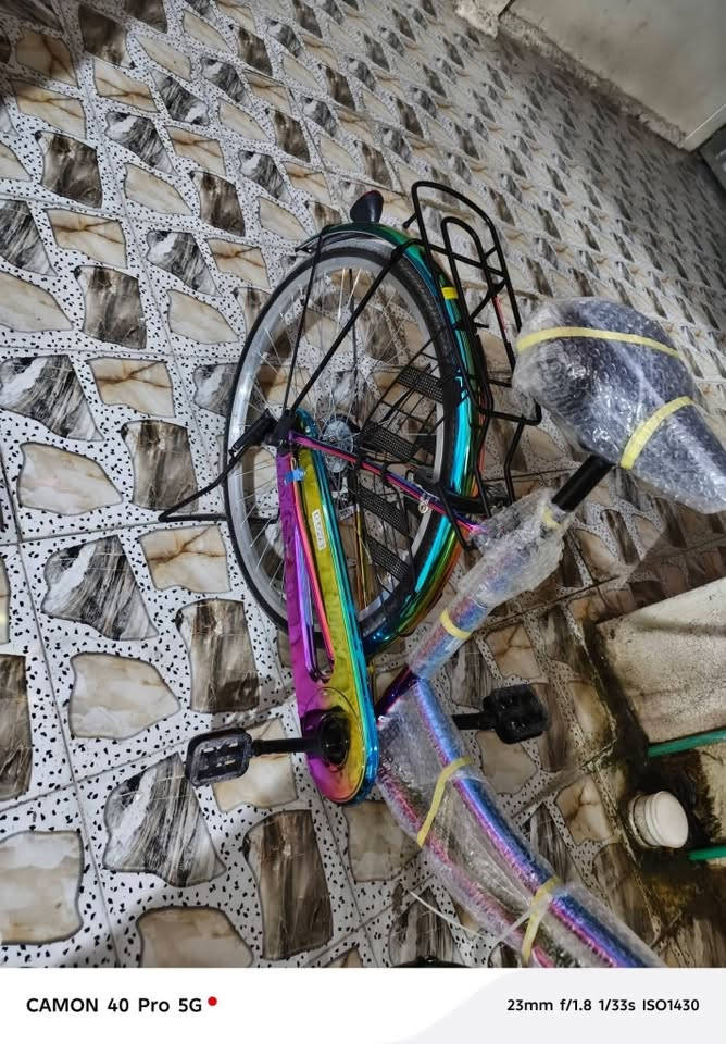 سلام عليكم باسكل بناتي حجم ٢٦ لباسكل بل جيش السعر 150 قفل 🔒الرقم ***********

نص مكتوب في الصور:
- CAMON 40 Pro 5G 23mm f/1.8 1/50s ISO957
- CAMON 40 Pro 5G 23mm f/1.8 1/33s ISO1132
- CAMON 40 Pro 5G 23mm f/1.8 1/33s ISO1430