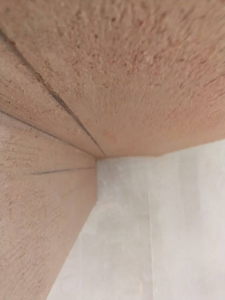 سلام عليكم عملي سمنت وجص وبورك متر يومه اومكطوعه شرط استلام هندسي والتزام بلعمل ***********
