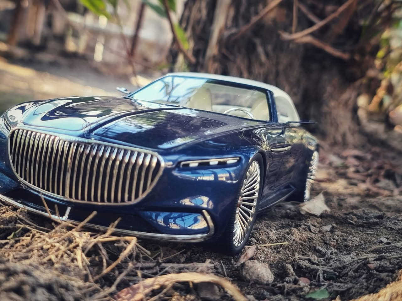 السلام عليكم للبيع
mercedes . maybach . 18
 $ المعدن ريزينك  
من العملاقة شوكو السيارة بدون مرايات مكاني بغداد يوجد توصيل لجميع المحافظات 
***********
