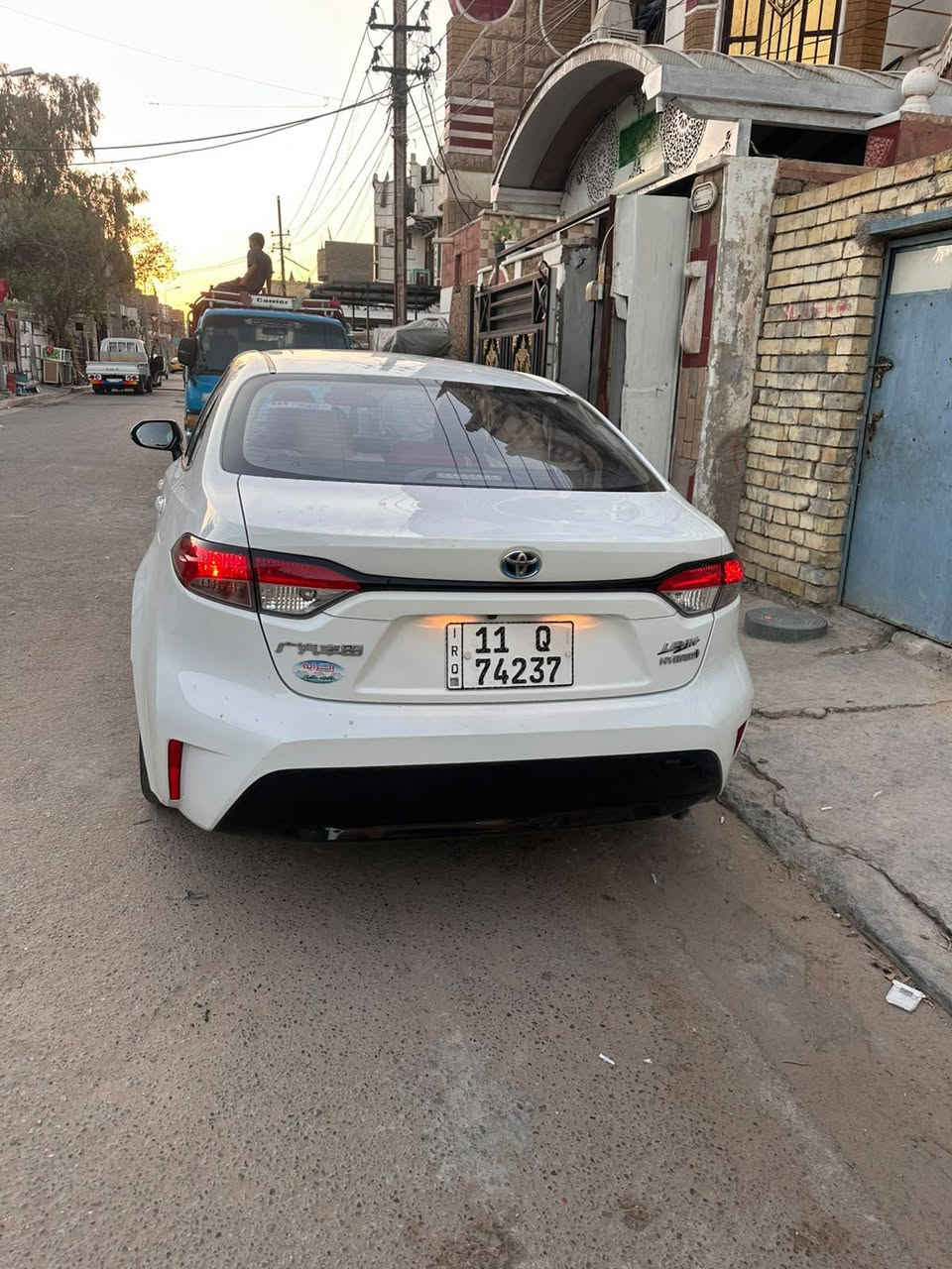 سلام عليكم سياره كورلا موديل 24 هايبرد رقم بغداد بسمي تحويل مباشر بيها  جاملغات ثنين بارد بدون معجون  ولباقي مكفول مكان سياره بغداد المشتل سعر 147 وبيهه مجال رقم الهاتف ***********
