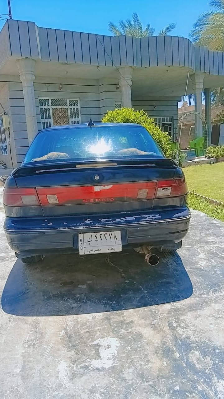 كيا سيفيا موديل 93 رقم بغداد محرك لا يبخر ولا ينقص 
مكانها صلاح الدين الضلوعيه _الحردانية _سعر25 بي مجال  للاستفسار ***********
