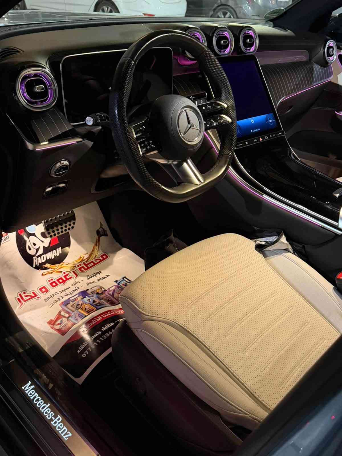 مارسيدس GLC200 coupe AMG
موديل ٢٠٢٥ 
وارد امريكي كلين تايتل 
ماشية ١٧٥٠٠كم
فول موصفا
رقم أربيل السعر 57 الف دولار 
مكان بغداد تواصل ***********

