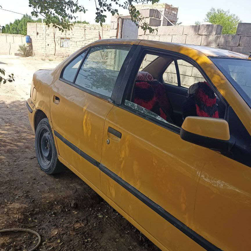 السلام عليكم سمند موديل ١١ 
كير ومكينه صاحيات بيها تصليحات بسيطة 
سعر ٢٥ وبيها مجال 
مكاني ناصريه قضاء الفجر 
رقم واسط 
***********
