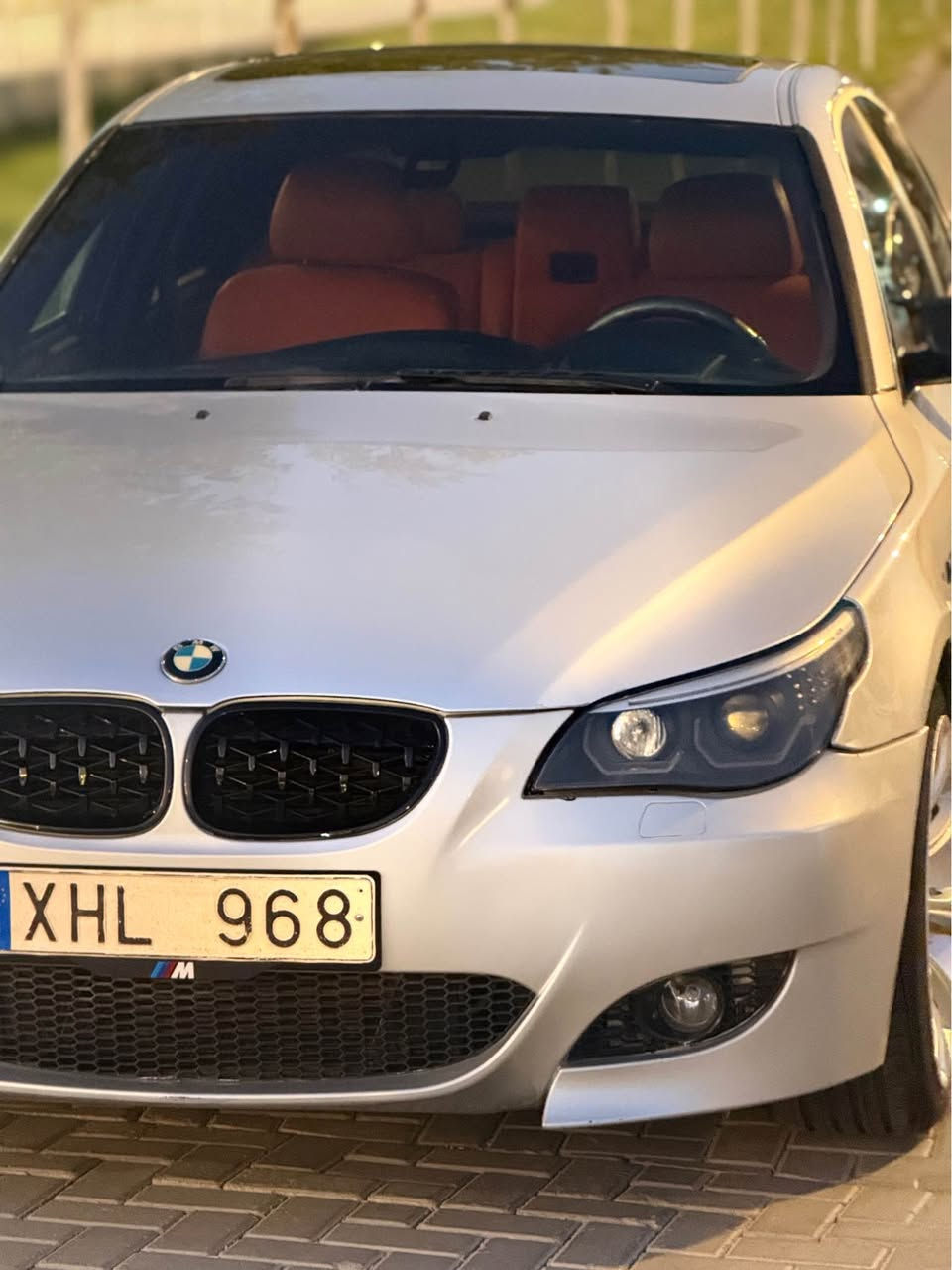 Bmw E60 M5 545i 2004
بیئێم دەبلیو چاو برۆ فول مواسەفات داتاشۆ سوکان کارەبا تەعدیل سورعە کوشن کارەبا و مەساج و سارد و گەرم کامل ناوەکەی کراوە بە پرتەقاڵی برابۆس لەگەڵ لیدی وایفای دوگمەی حەساس شاشە ماوس لایت عەدەسە و زینۆن و سەر برۆ گێڕ تۆماتیک و عادی سەقف سڵایت و سەقف شاموا زۆر مواسەفاتی تر کامل ئەشیای ناو سنوقی ماوە سەیارەکە مەنەفێست ئەسڵی برایم خەلیلە کامل ئەوراقی لەگەڵە گێڕ و مەکینە موس و بڕاوە و محەوەر و حیزام بۆیاخ بەشەرتە لە سلێمانیە ئەگەر موشتەری نیت سەرمان مەیەشێنە بەس فرۆشتنە سعری ٧٢$ معامەلەیە برایانە *********** السليمانية, العراق
