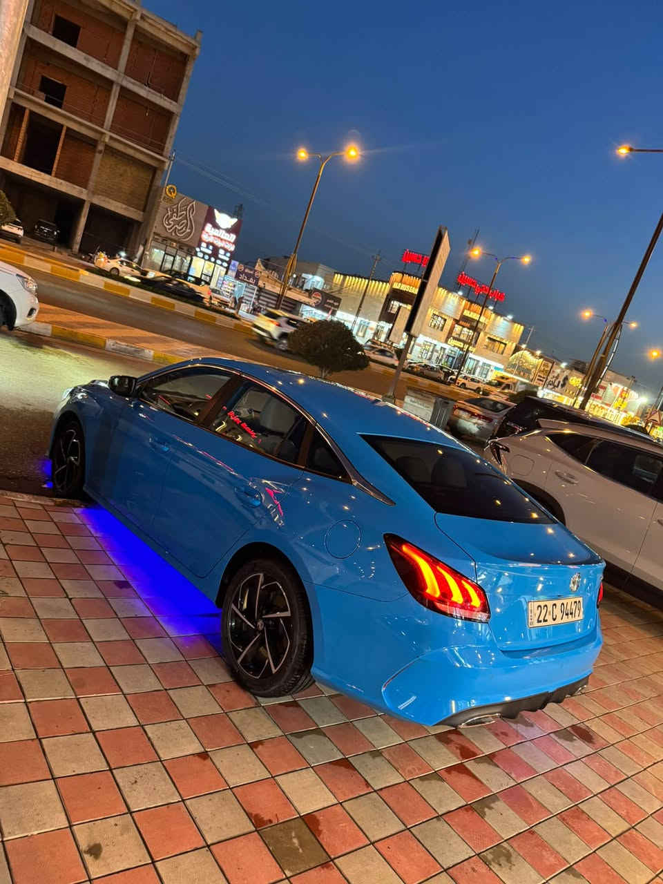 السلام عليكم
MG gt 2023 
1500 تيربو 
وارد خليجي 
سياره بيها بس بارد بالباب مال السايق وبيها طخه بالدوسه الي يم الصدر  
ماشيه 91 الف بال 90 الف مبدل محرك جديد 
سيارة بعدها نظيفه
يعني مكفوله گير ومحرك 
سعرها 110 $ وبيها مجال بسيط 
رقم الهاتف ***********
