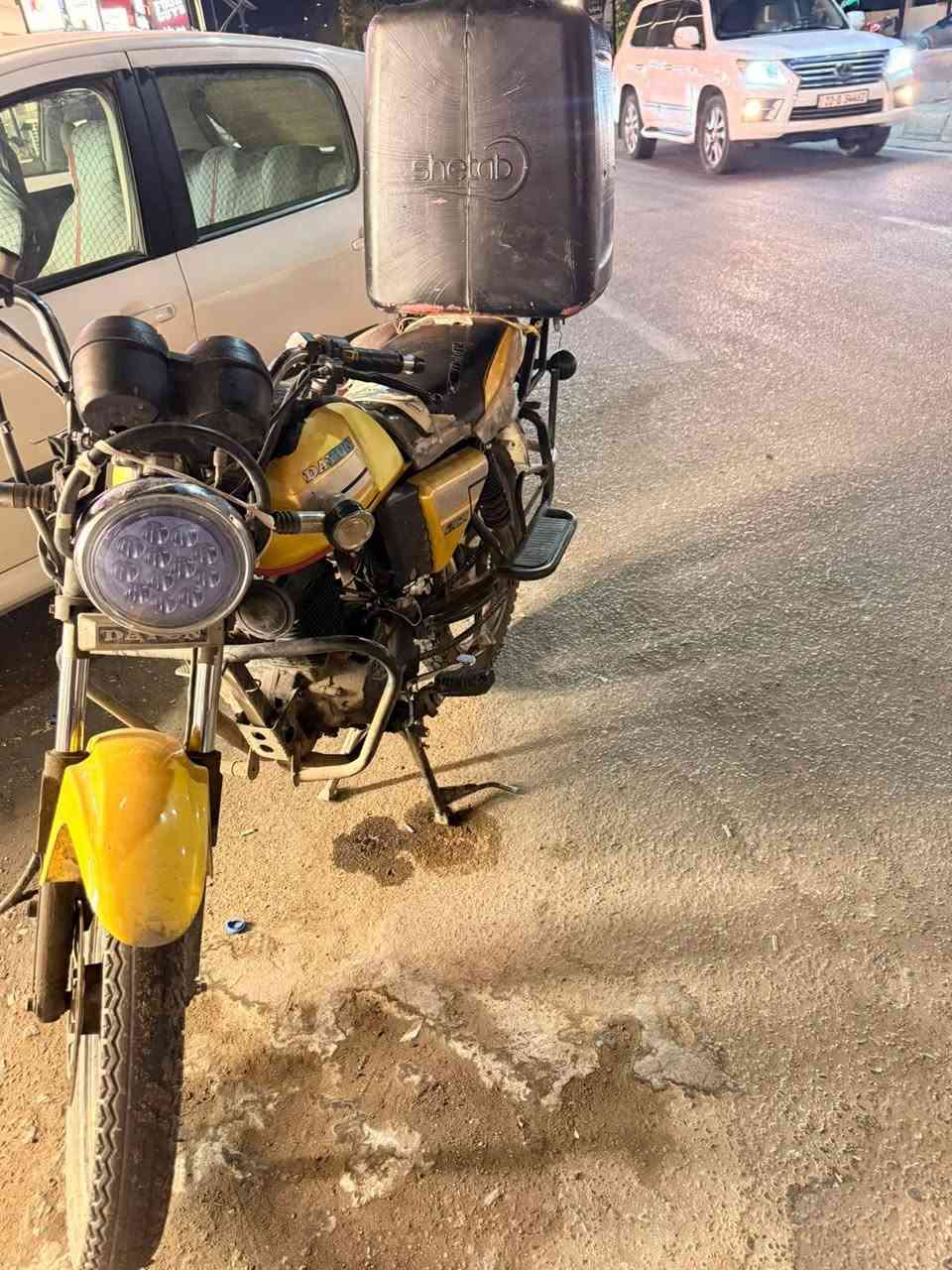 السلام عليكم دراجه دايوان للبيع موديل 22 السعر مناسب هذا الرقم اللي يحب يتواصل ***********
