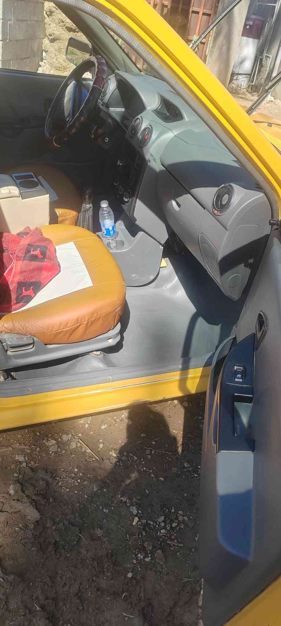 سايبه للبيع سياره نضيفه موديل ٢٠١٥ مكاني دوانيه سعر ٣٢ شراي يجي خاص او يتصل بيه ***********
