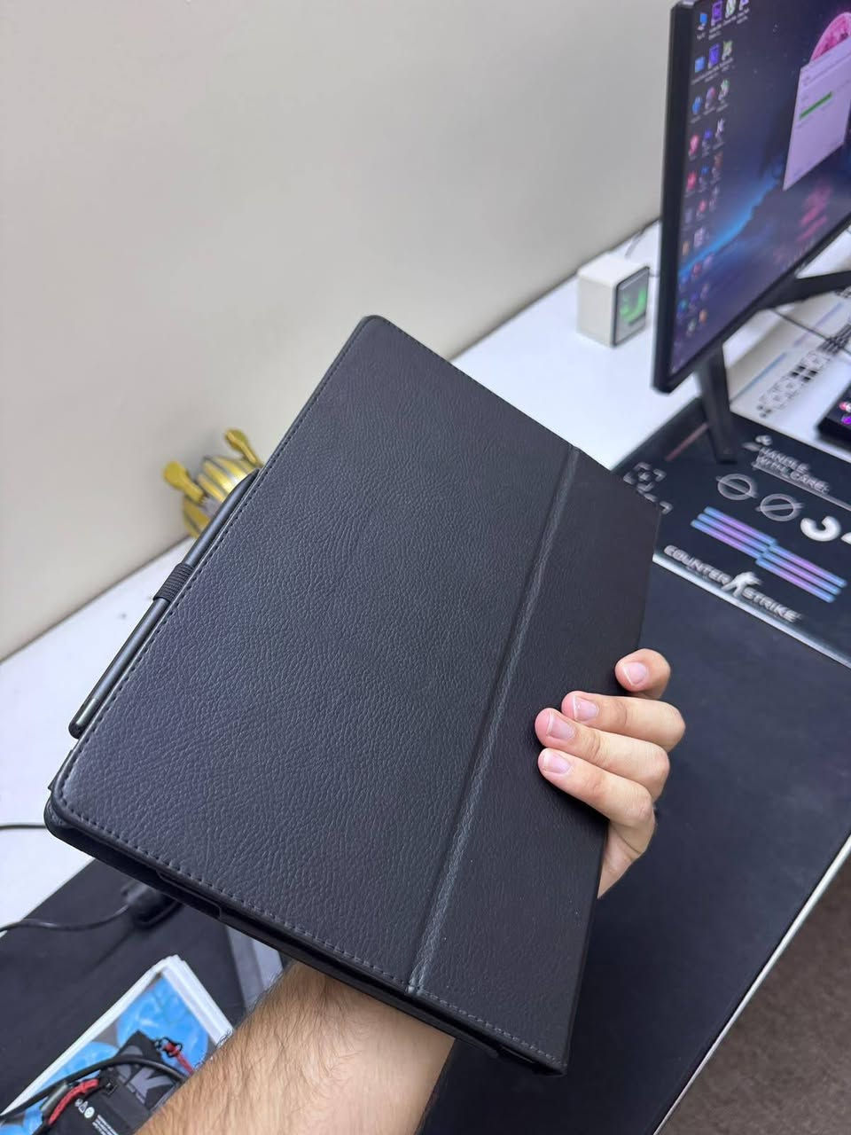 سيرفس ٦ برو • i5 جيل٨ • بطارية تعبانه