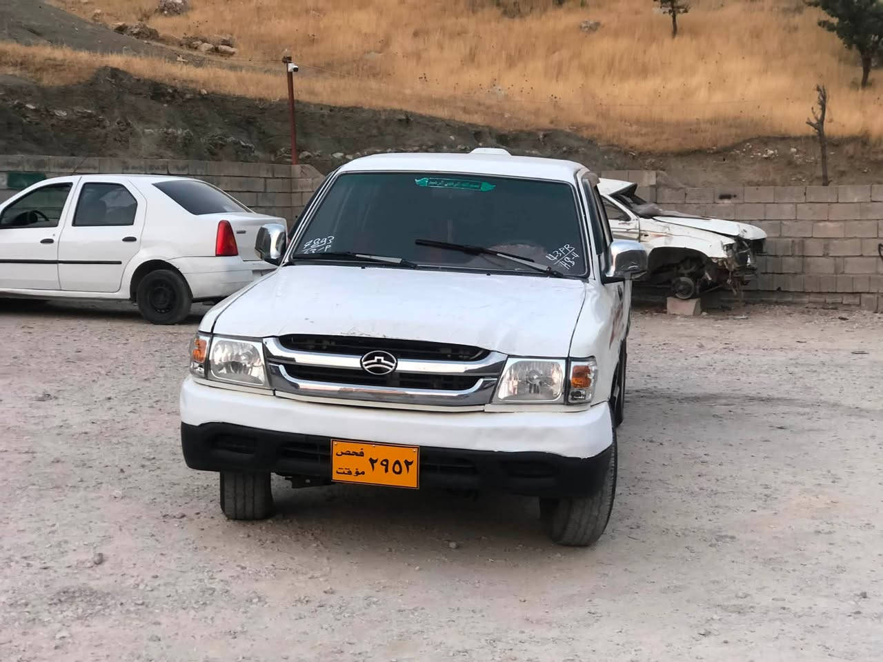 پیکاب دیر مۆدیل ٢٠٠٩ مەکینە بەخ مەنەفیس ئەسلی بەشەرت گیر مەکینە اکسل کامل بەشەرت دەژبول مەرزیە جام کارەبا سەیارەکە توند و تۆلە بەشەرتی توراو فیتەر سەیارەکە بی دەحم و لیدراوە جێ جێی بۆیاخە بە حیزام دەیفرۆشم سەیارەکە بە  مالی دۆستەکە نرخەکەی خوار هەموو بازارە سحری ٣٧وەرەقەو کەمیک مەجال ***********——-***********

