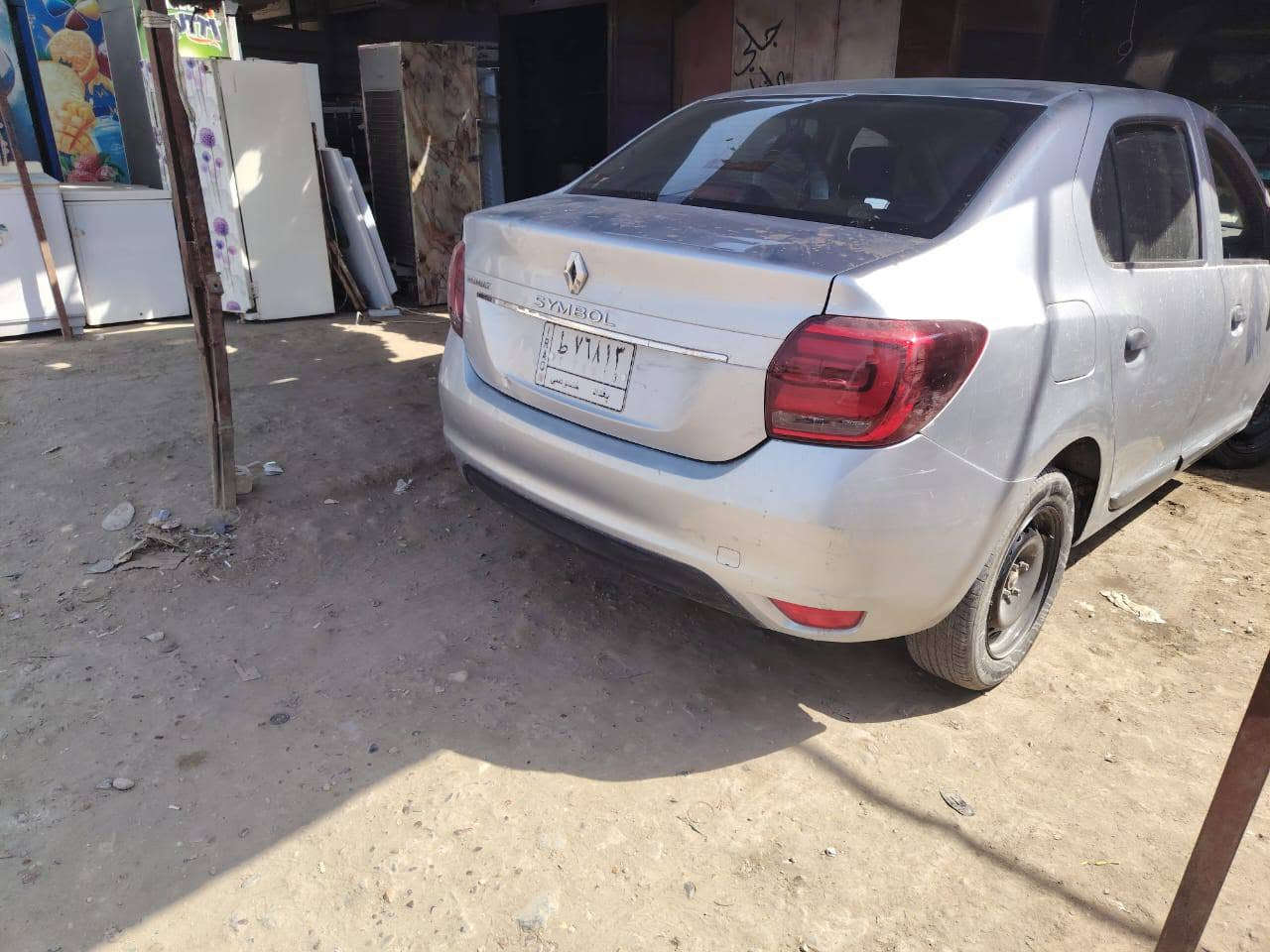 السلام عليكم عندي سياره رينو سمبول موديل 2019الوان رصاصي بيها طخها بالجاملغ الامامي كير ومكينة جديده تبريد شغال مكاني بغداد شارع حيفا رقم تليفون *********** السعر 65ورقة وبيها مجال بغداد, العراق
