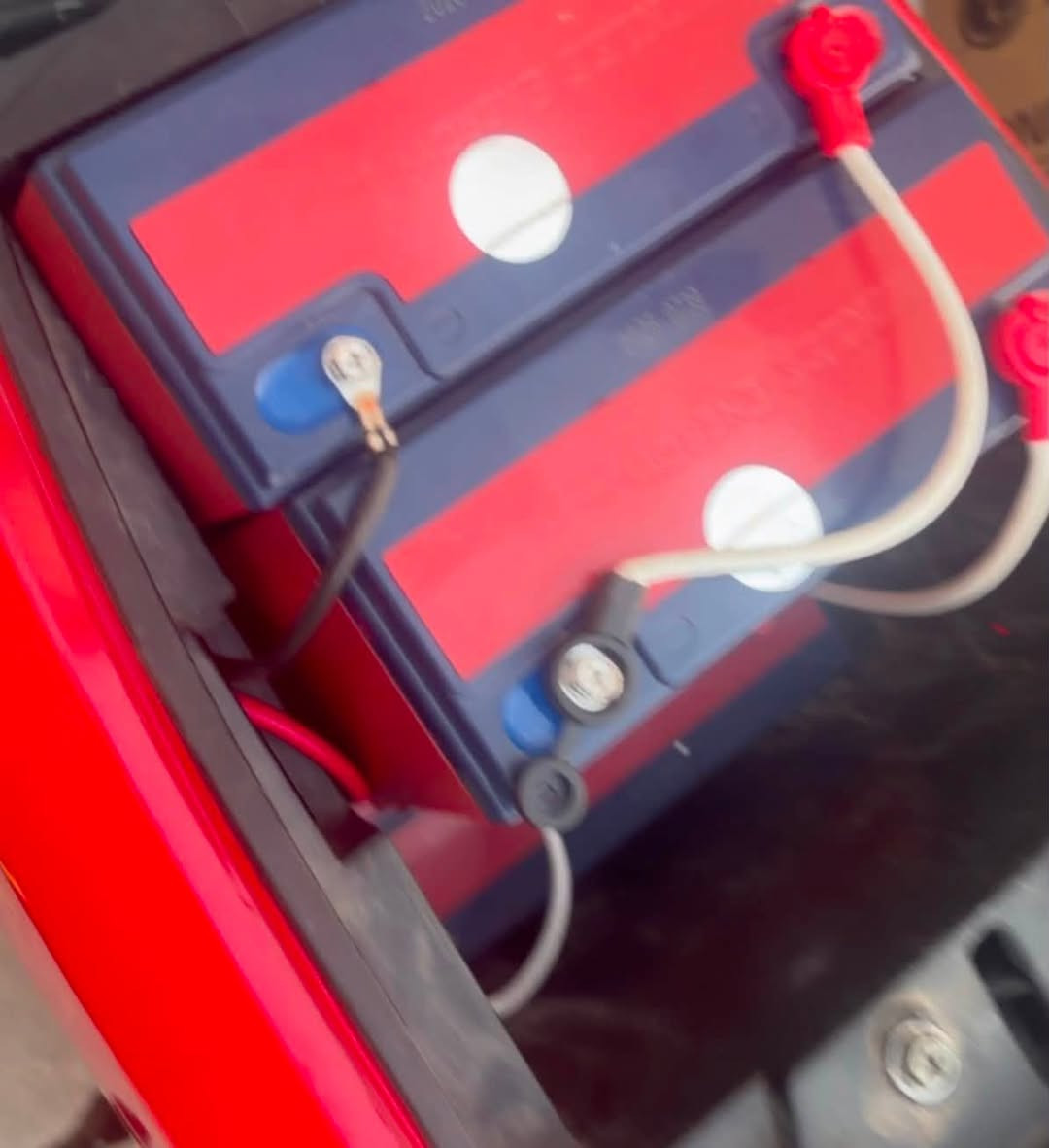 دراجة شحن R11 بريكات رياضية مالبطح ومدكر خلفي رياضي مامشدود عقل رياضي جوكر تمشي 72 حقيقي الحساس مالملف عطلان فقط بطاريات نظيفات زلغ مابيهن للتواصل *********** السعر 450 بيهه مجال
