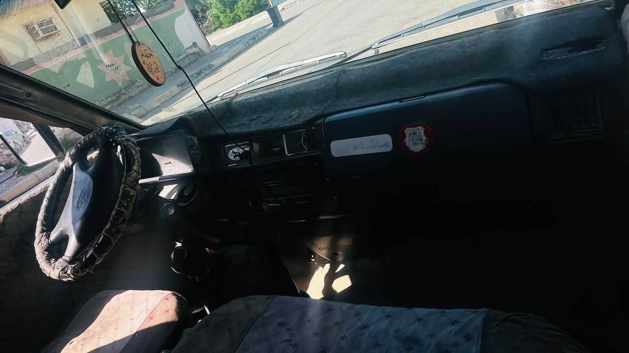 بستا موديل ٩٤سياره شواصيها معمره جاهزه من كلشي ناقصها مشط ستيرن فقط كهربائيات وميكانيك مكفوله صاحبها يريد تحويل سعرها ٣٠ بيهه مجال بسيط مكان السيارة ديالى بعقوبة***********
