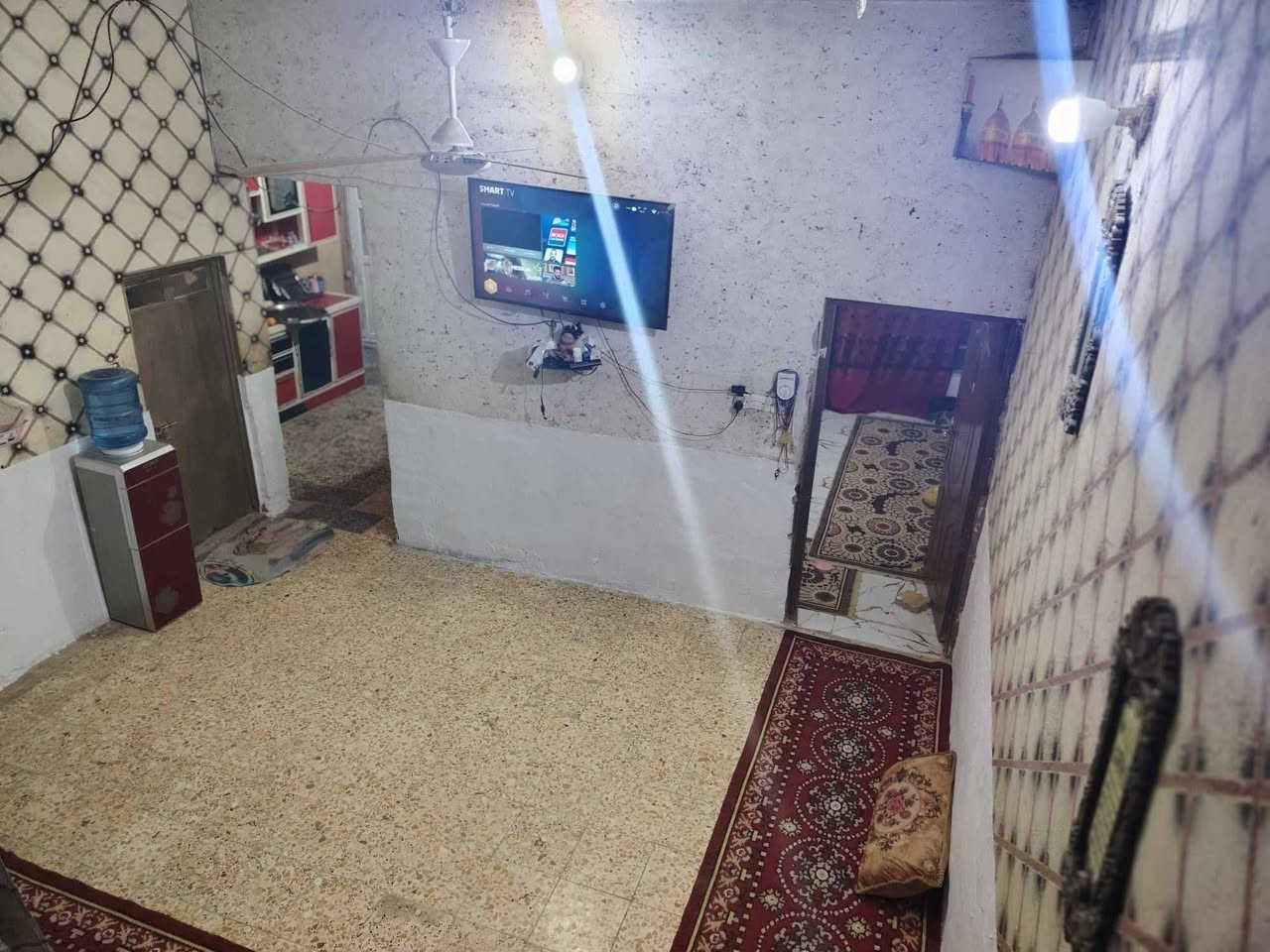 بيت للبيع طابو زراعي مشمول بالتطويب سند 25 ١٠٠م مربعه اساس صب
غرف وصاله واستقبال مكشوفات ٢  ساحه كبيره البيت بي مجاري للشارع البناء بلوك درجه اوله وعكاده وكاشي الشارع٦م المكان بداية علوة الفحل قرب جسر الإمام علي  فرع اسواق الحشد الشعبي قريب عن الشارع   السعر ٣٢ مليون مع المجال للاستفسار, ***********

