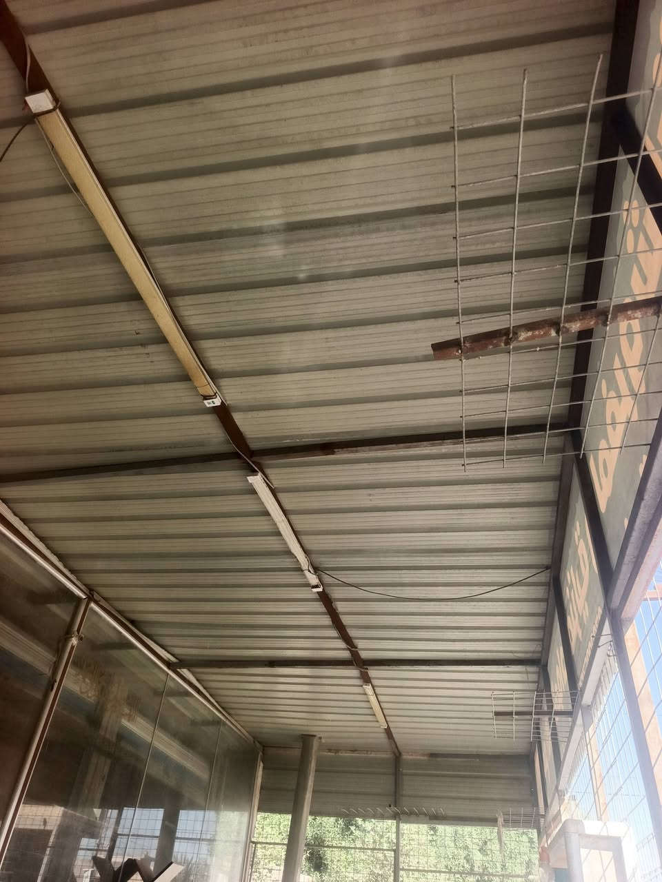 جام خاانة طول٧ ونص وارتفاع٣ متر + عمارية طول ١٠ أمتار ونزال٣ ونص + مشبج ثقيل طول١٣ متر وارتفاع٣ بيع شلعة
السعر التواصل على الرقم *********** 
أو مراسلة الصفحة
