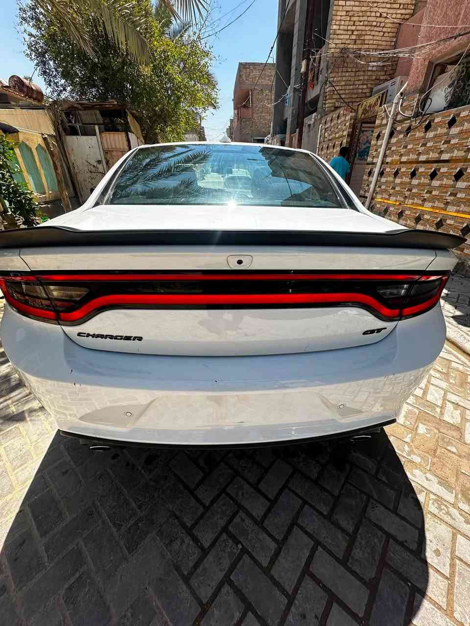 سلام عليكم 

جارجر GT 2023 

لون ابيض 

مواصفات ال GT معروفه 

السياره تقرير غرق شغاله من امريكه مكان السياره بغداد 

للستفسار… ***********
