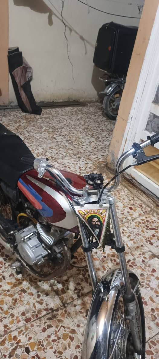 سلام عليكم اربع كير كلك محرك لا يبخر  دراجه من شغل البيت السعر 275 وبي مجال العنوان نجف شارع مطحنه مقبيل قريت الغدير التواصل ***********
