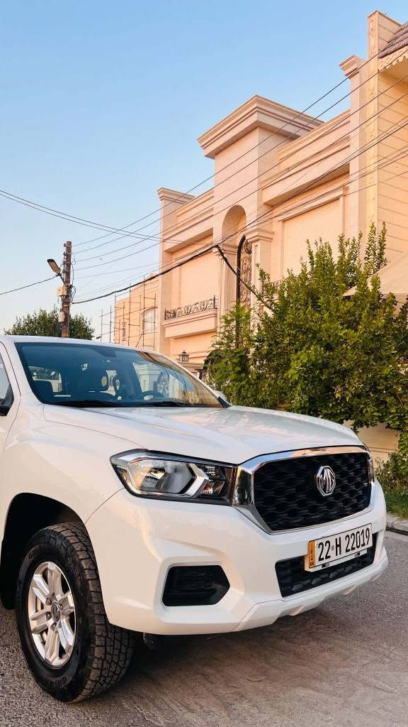 Mg T60📦
ئيمجى پيكاب 2024 
مه كينه 2.4 مستەر بۆشی 
گیرحادی و دەبل اکسل
28هەزاری حەقیقی رۆشتوە📦
سیارەکە هیچی نیە بە س پەلە pdr کی هەیە لە کۆتای رسمەکە دامناوە لەوە زیاتر هیچی تری نیە
سحری 168 وەرەقە ومحاملە
بۆ زانیاری زیاتر پەیوەندی بەمژمارەبکە
ژ:*********** أربيل, العراق
