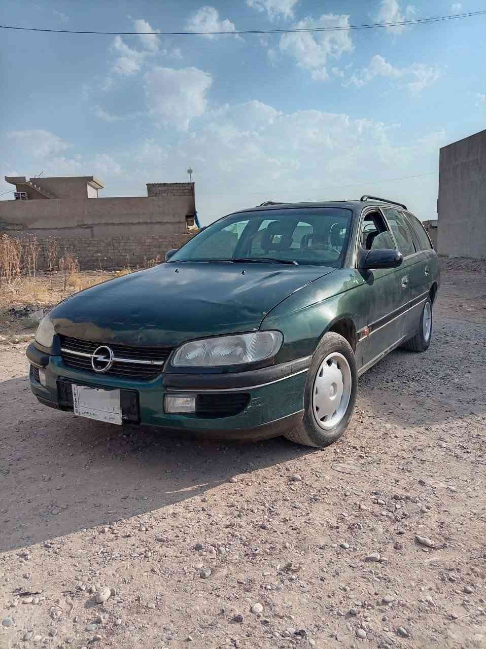السلام عليكم
للبيع اوميگا بزون
موديل 1994 
محرك 20 المرغوب
گير عادي
گير و محرك اكسن نضيف
(( صبغ عام )) 
رقم نينوى ألماني
كوبون بانزين إلكتروني 
السعر 26 
للاستفسار اتصل عالرقم 
***********
*********** بي واتساب
