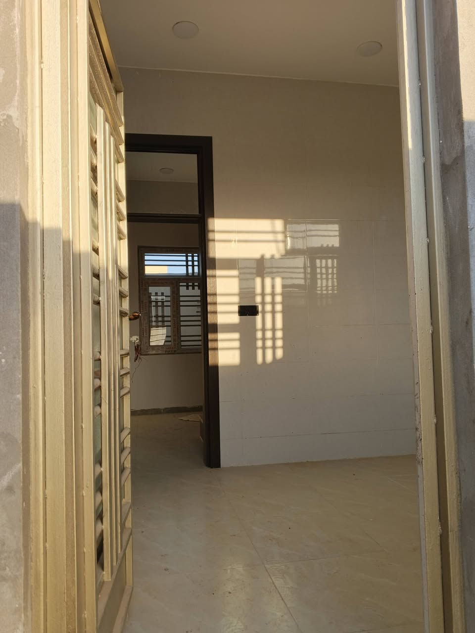 🏡 فرصة مميزة – دار للبيع (بناء حديث درجة أولى)

الموقع: تقاطع القدس – شارع التضامن

✨ المواصفات:
✅ المساحة: 100 متر
✅ طابقين
✅ 3 غرف
✅ بناء حديث درجة أولى
✅ جاهز للسكن
💰 السعر: 90
📞 للاستفسار الاتصال على الرقم ***********

