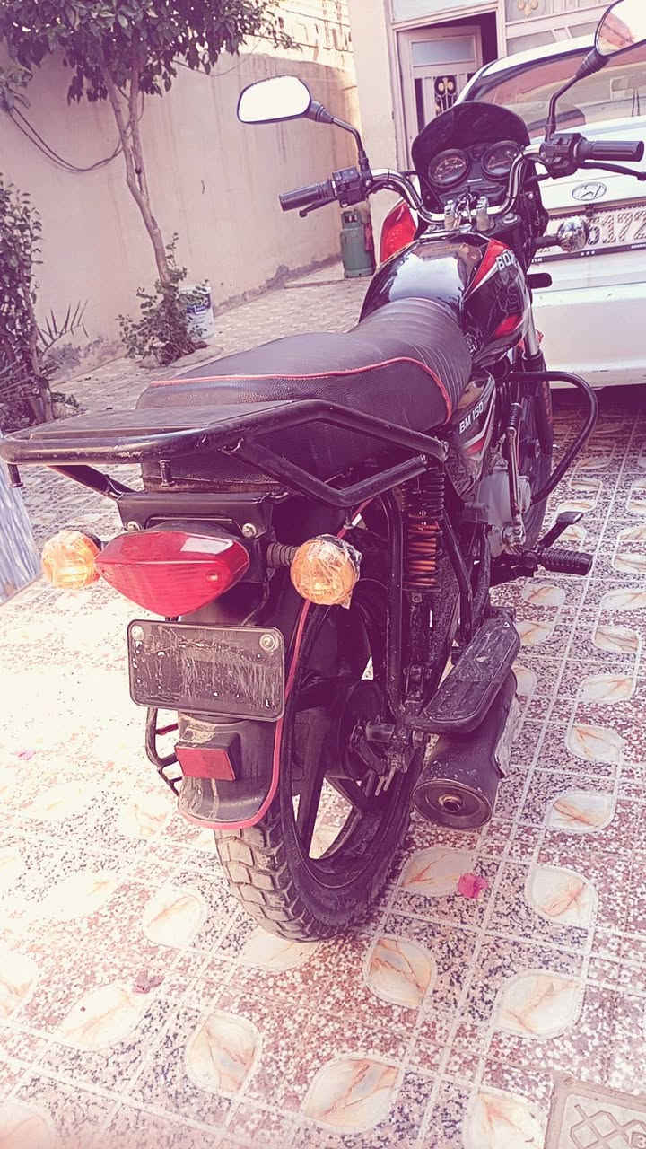 السلام عليكم بوكسر موديـل 21نازل بل 2022 محرك كفاله عامه  ممفتوح بلادي ممبدل برغي بي عل قول دراجه ناعمه وممتعوبه خير من الله وكامله اوراق أصولية شرط الترقيم بـ 1200 وبي مجال قليل حك الجيه مكاني ديالى تقاطع الوجيهيه 🩶. ***********
