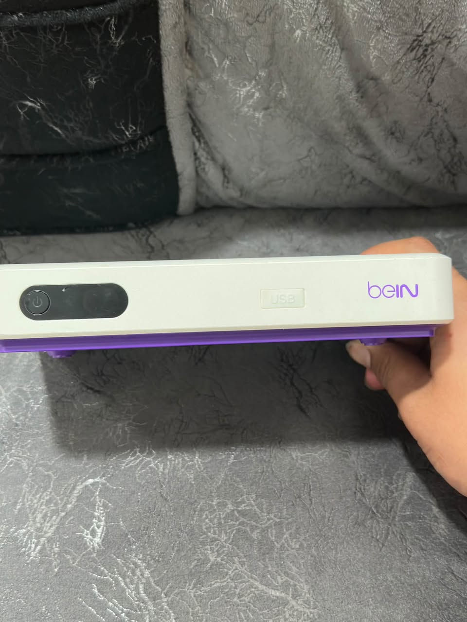 جهاز bein
متوفر بيها كُل قنوات الرياضية و السينمائية مستخدم بس 3 اشهر يجيك كامل جاهز بل كارتونة وياه وايراته كلها ويجي بل كارتون جهاز فول فول نضافة الابشدة 

* الجهاز غير مطلوب ( مو مديون ) فقط مخلص اشتراك 

  الارقام :

*********** 

***********

السعر خاص اتصل
