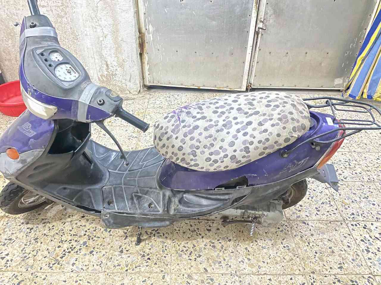 سلام عليكم هاي دراجه سعره 150 قفل شغاله ونكره هندر فقط بيه صوت بستم تواصل ***********
