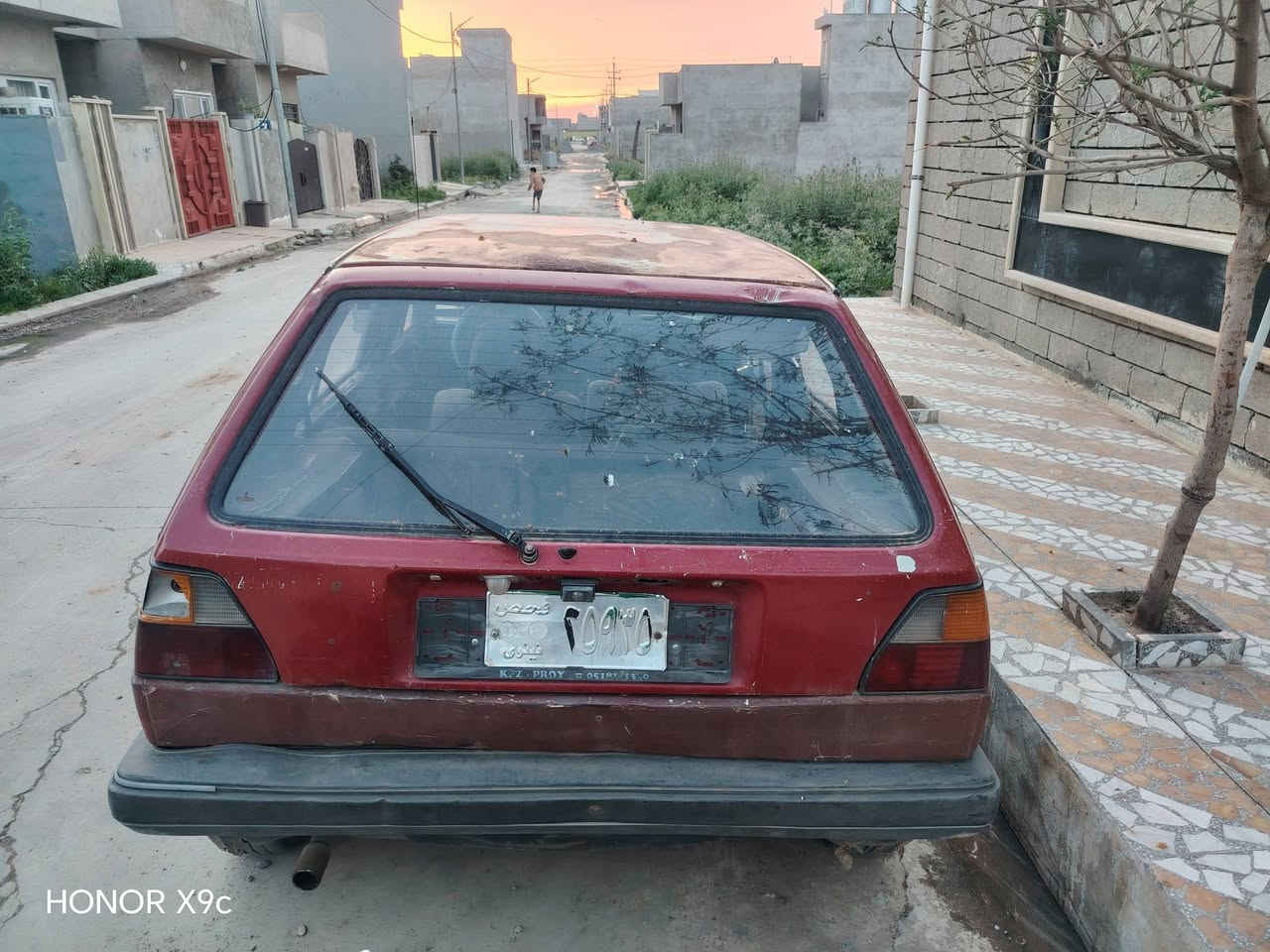 ***********السعر 8 اوراق
عنوان: حي الكندي 
تحويل شرط 
الكير مابي شي المكينه كايمه رقم اخضرالسنويه بيضه

نص مكتوب في الصور:
- HONOR X9c