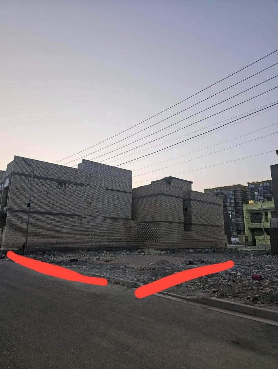 قطعتين ارض متجاورتين للبيع 
المساحة 200m²
الواجهة 12.5m و النزال 16m
كُل قطعة 100m² الواجهة 6.25m و النزال 16m 
تُباع متصلة او منفصلة حسب الطلب
📍الموقع: 
حي الجهاد خلف مجمع السلام السكني
شارع الدكتور الفرع الثاني مقابل معمل الغاز . 
صنف الأرض: طابو زراعي ملك صرف سند 25 و كُل اوراقها الرسمية موجودة
للإستفسار: 
***********
