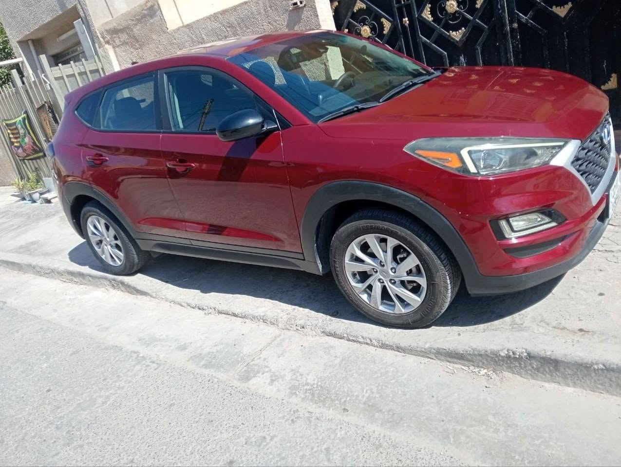 هونداي توسان 19امريكي 
اللون ماروني لا تنقيص ولا تبخير ع الفحص ابيعلك
رقم اربيل بأسمي تريد تحويل او وكاله 
مكان السيارة بغداد حي العامل
صور الحادث بل منشور 
السعر 145 وبيها مجال للشراي
***********
