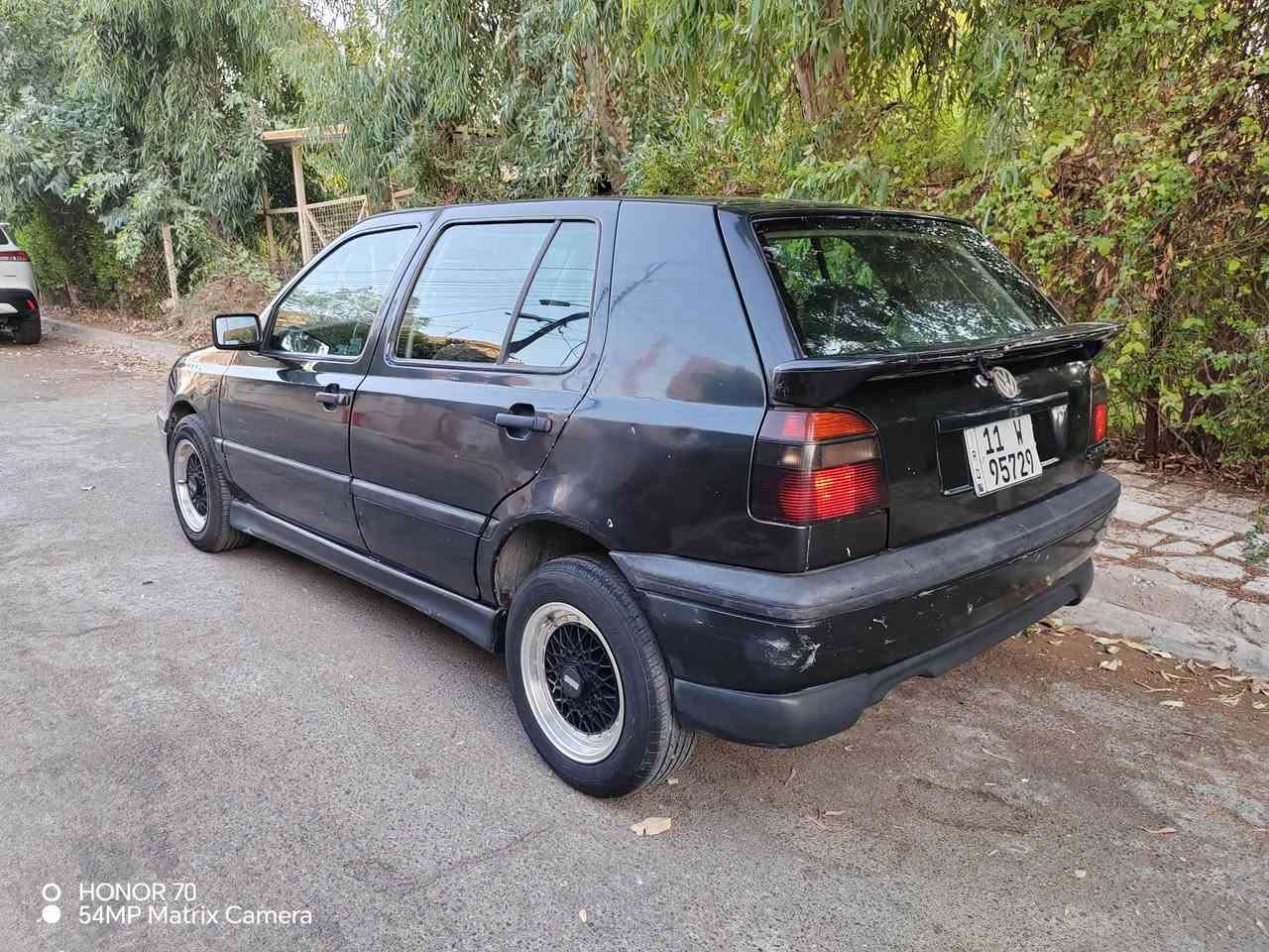 كولف نفخ موديل (93) محرك شرط كير عادي شرط صبغ عام جمالية تبريد شغال اتاري السياره درجة اولى وايرمنيه كلها شغاله رقم بغداد شرعي موصل شرط تحويل السعر (35) وبيها مجال بسيط 
 العنوان موصل حي الصديق اللاستفسار اكثر الاتصال على الأرقام التالية 
 *********** اسيا 📞
*********** كورك 📞
ساعات العمل من الساعة ١٠ صباحآ وحتى الساعة 11 مساءآ 
نعمل في جميع ايام الأسبوع (أهلا وسهلا بكم)
