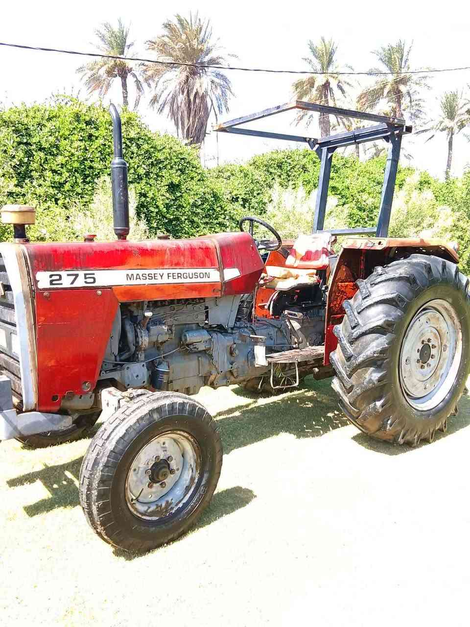 السلام عليكم تركتر فوركسن انكليزي حجم ٢٧٥ ارقام وسنويه تحويل مكفوله كفاله عامه كير محرك اكسل هيدروليك بم كله جديد والشغل كدام عينك داخل الفيديو للاستفسار الاتصال على الرقم ***********

