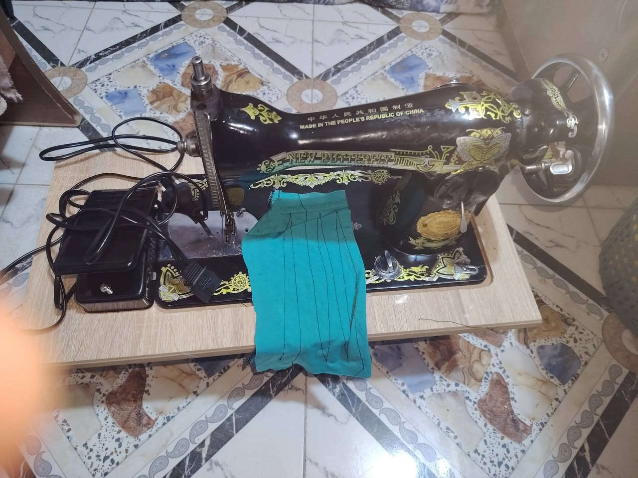 مكينة خياطة • نضيفه جدا • جديد