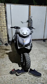 🏍️ للبيع دراجة شحن T-MAX، 6 بطاريات، تحتاج تبديل واجهة أمامية ودشبول و...