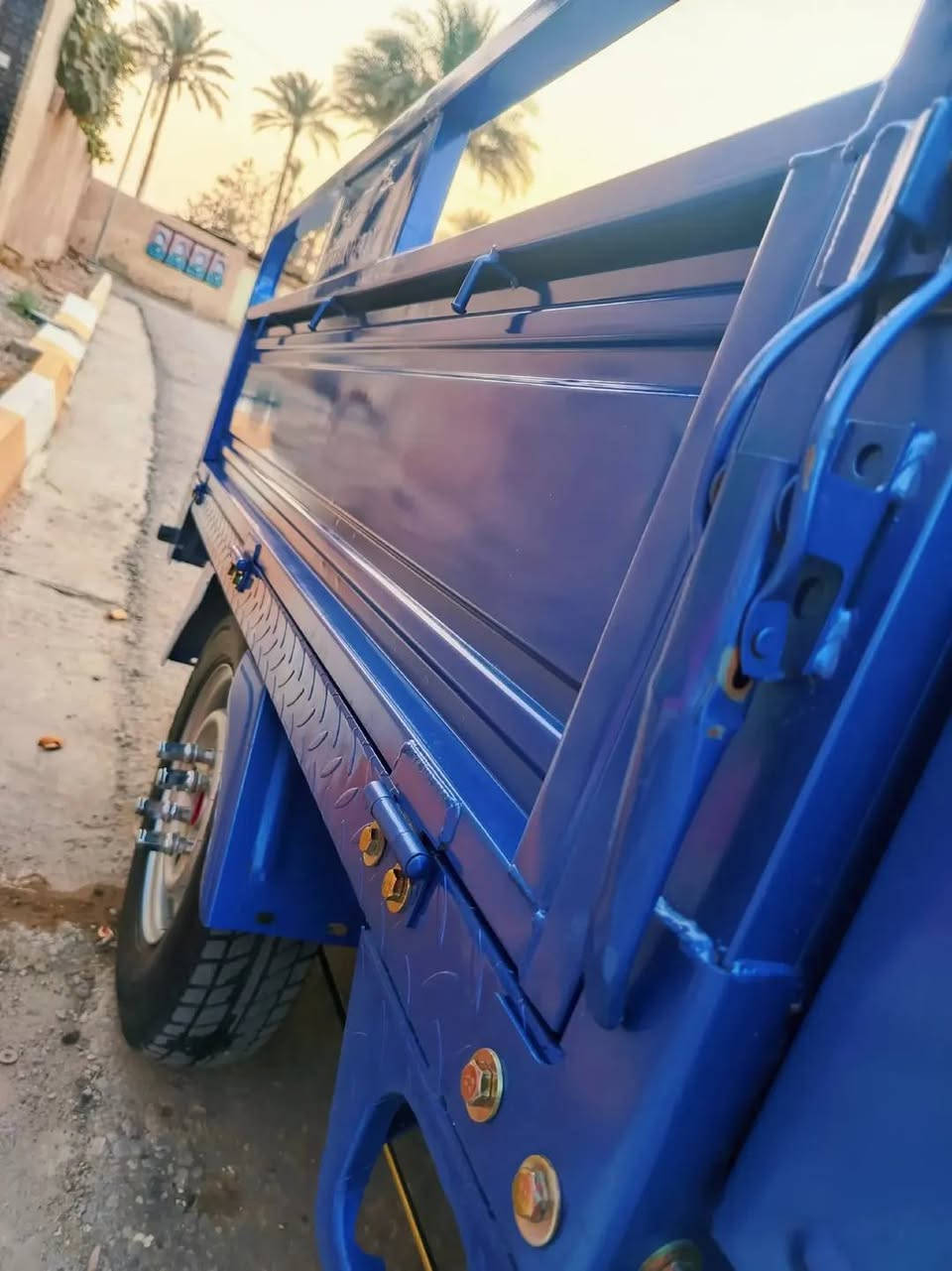 السلام عليكم ستوته للبيع موديل 23 ستوته بعدها زيرو زلق واحد ما بيها مقفوله من كل شيء ستوته معنى كلمه نظيفه احلى من الصور الوكيل نبيل جرد  العنوان ديوانيه دغاره
*********** ملاحضه الغراض مو وياها
