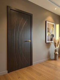 باب PVC • مقاس 100×210 سم • مقاس 240–270 سم