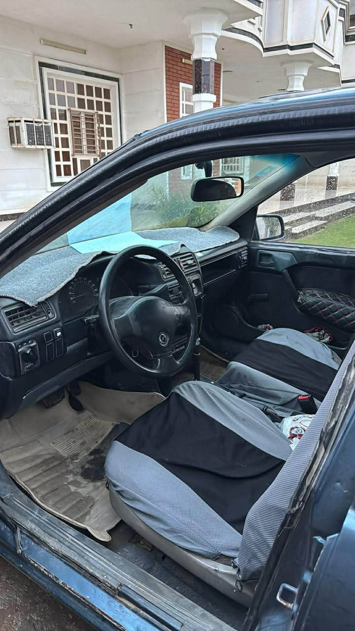 فيكترا موديل 90
محرك 2000 گير اوتو 
 
سنوية لنهاية ال27
مرتبه گاعدة 
تعال افحص جيك و منختلف ع السعر
***********

رايدها 28 و بيها مجال للطيبين

