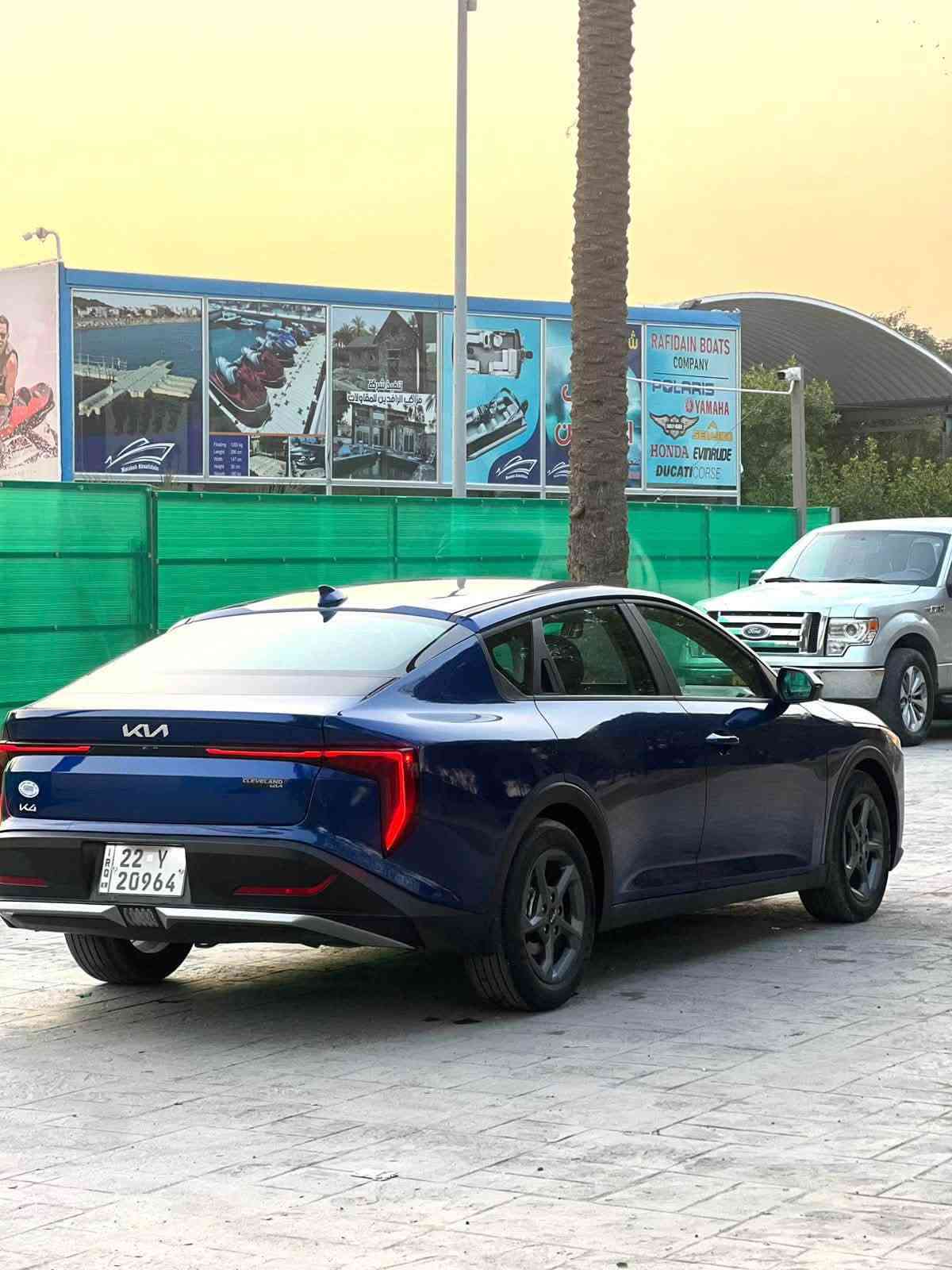 السلام عليكم
كيا K4 2025  رقم اربيل بأسم شركة وكالة او تحويل مضمون  صور الحادث مرفقة ماشية 5 الف 
المواصفات : بصمة / هندبريك دكمة / شاحن وايرليس / لايت LED  / مكينة 2000 دوش / شاشة كبيرة متصلة ديجتال / اوتو هولد / LED امامي وخلفي / قيادة ذاتية / كامرة دوارة / رادار تعديل مسار / اوتو بريك / رادار جانبي / مود درايف / تحكم ستيرن / كروس سرعة /مانع انزلاق / بلوتوث / اواكس / USB 

‎للتواصل والاستفسار : 
العنوان  كاظميه ***********
