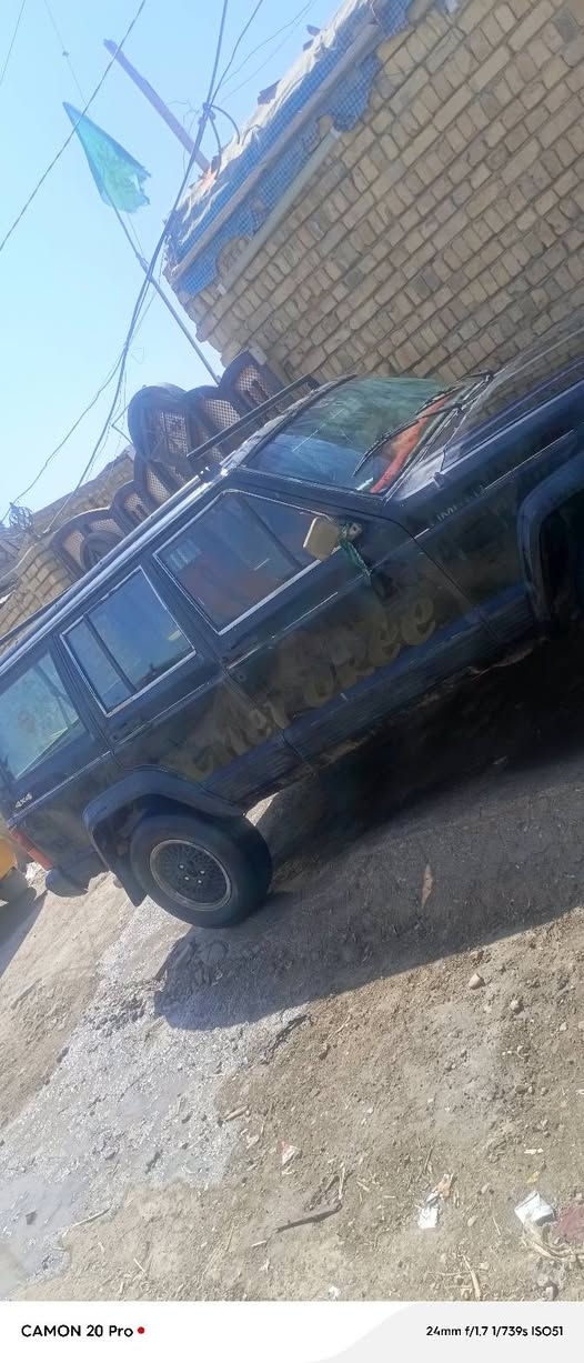 يالله من رخصة اخوي المدير هاي جيب شيروكي موديل 1990 رقم بغداد مكينه ففتي محوره سنويه نافذه من 2024 عليه غرامه ميه متضاعفه 200 الف سعره نهاي كوم حديد اتعهد بس مداور سعره نهايه 25 ورقه قفل قفل قفل ملاحضه ذكرت كوم حديد موعطلانه تسعين بلميه شغاله بس حته لاتبقه تبعات عليه بس راعيه يعني بس تحويل هاذه رقمي *********** او‏‪***********‬‏ خاص موجود واتساب موجود بس رجان اقره زين لاتشلع كلبي لان موتسقيط
