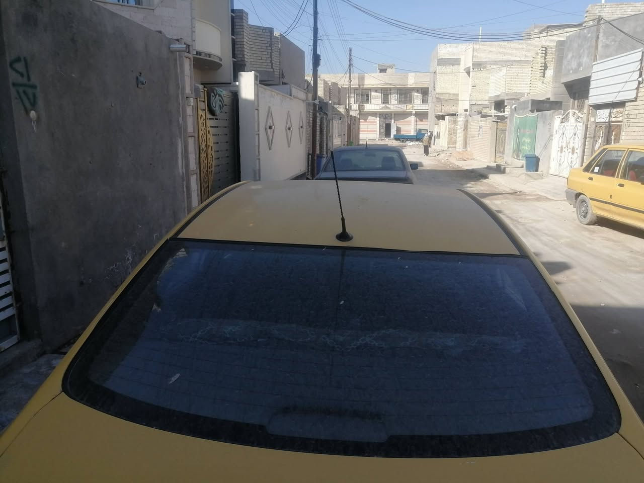 سلام عليكم
اكسنت موديل 12 خليجي رقم بغداد بسمي 

محرك 1600 دوش كير جديد ابو قطره
بيها حادث جاملغ خلفي جه بانزين

والباقي مكفول شواصي لغود تكم قماره مكفوله
مكان بلديات
 ***********
