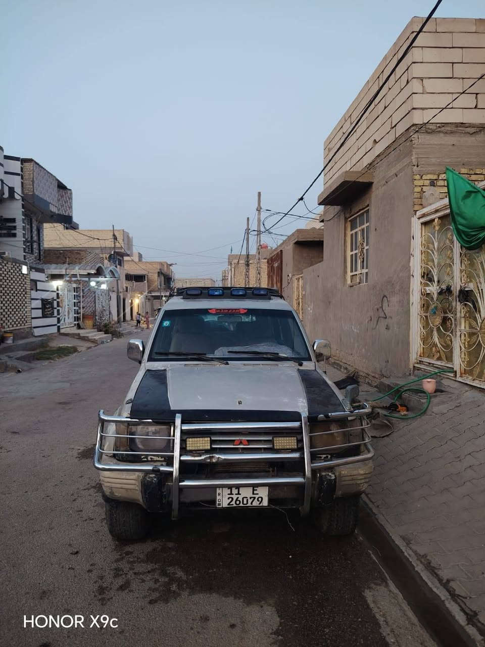 السلام عليكم

باجيرو 95 نضيفة كلش كير ومحرك وحدادية جاهزة من الكهربائيات كلهة شغالة باتري جديد تخم تاير نضيف رقم انكليزي بغداد ل 28 السعر 42 وبيها مجال حك الجية 

المكان النجف لتفاصيل الاتصال برقم *********** متواجد اتصال أو واتساب النجف, العراق
